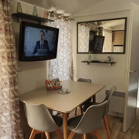 Mobilhome Almira Aparthotel